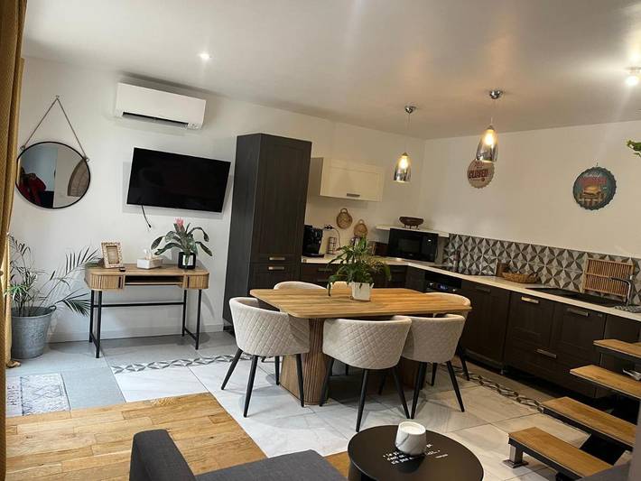 Gîte pour 8 personnes, avec terrasse et jardin à Saint-Avertin - 3