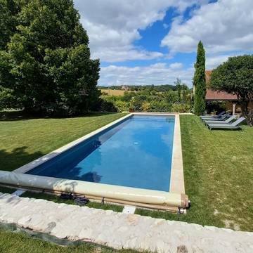 Gîte pour 2 personnes, avec terrasse ainsi que jardin et piscine en Indre-et-Loire