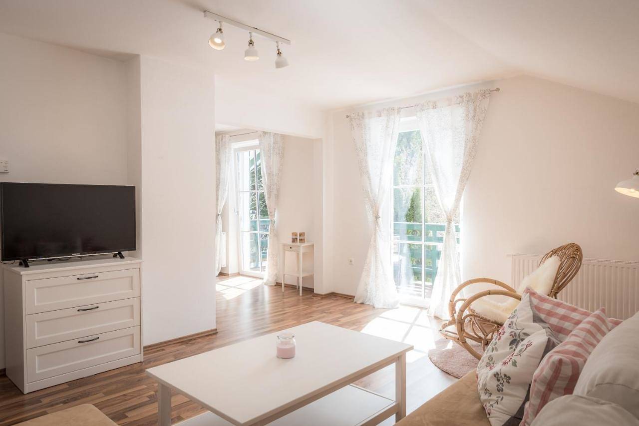 Ganze Wohnung, Apartment with Balcony and Mountain View in Lackenhof, Gaming