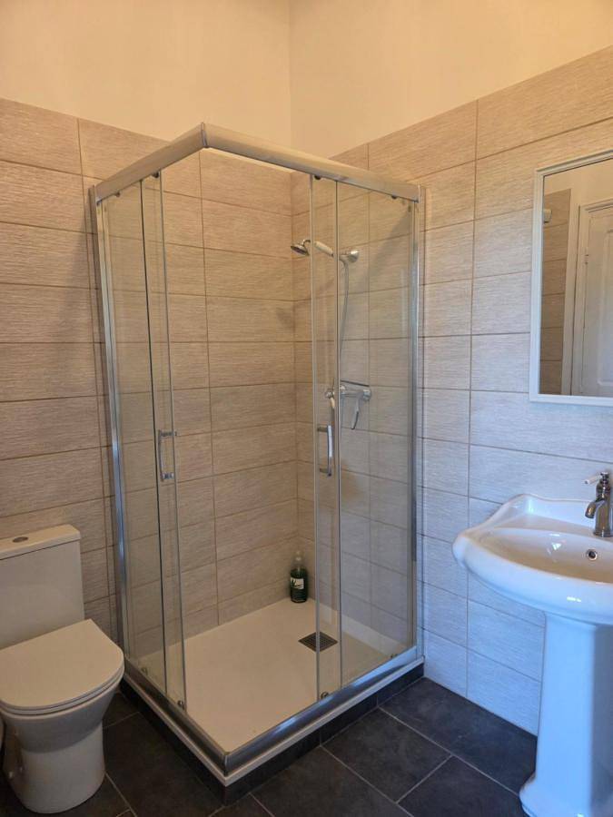 Gîte pour 3 personnes, avec terrasse ainsi que vue et jardin à Lupiac - 4
