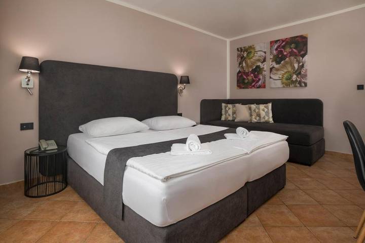 Hôtel pour 5 personnes, avec jardin ainsi que bassin pour enfant et piscine à Ljubljana - 2