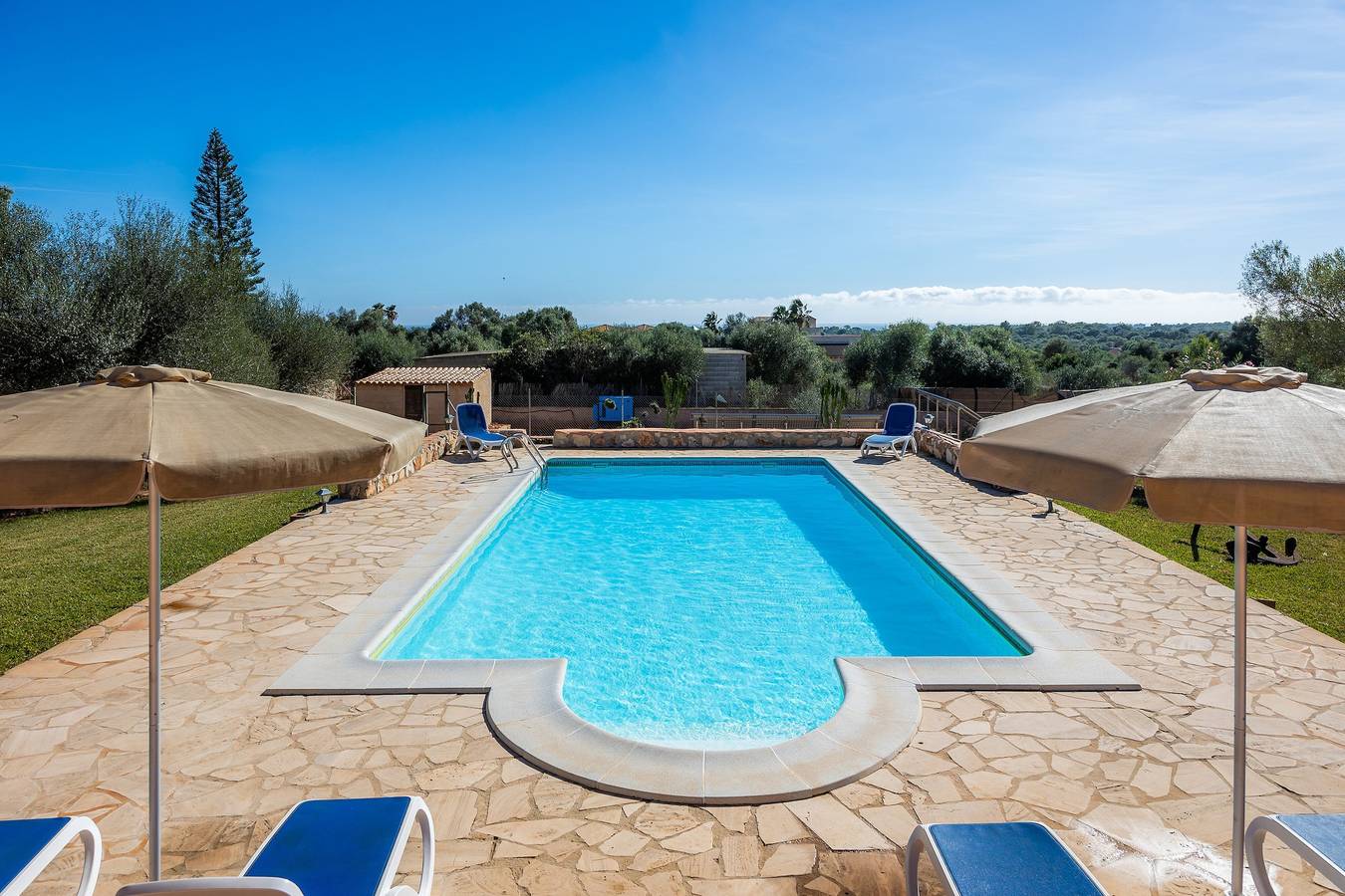 Perfekte Finca "Can Pota" mit großem Garten und Pool in Portocolom, Felanitx