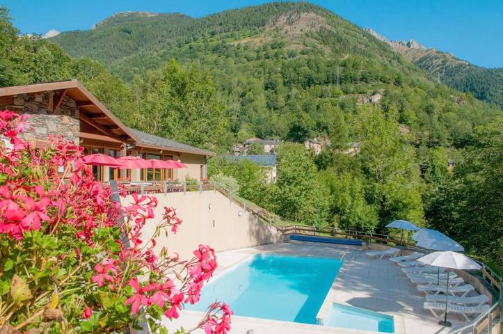 Parc de vacances pour 2 personnes, avec piscine et terrasse ainsi que jardin et vue dans Occitanie - 4