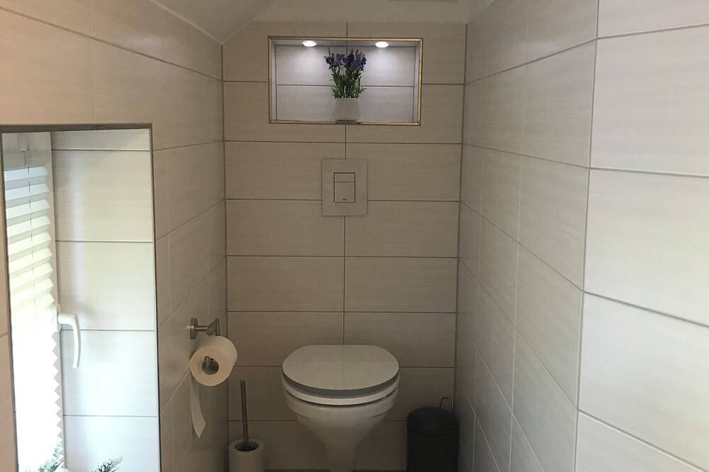 Geheel appartement, Cozy apartment with fireplace and wonderful view of the Thuringian mountains in Gehlberg, Rennsteig (weg)