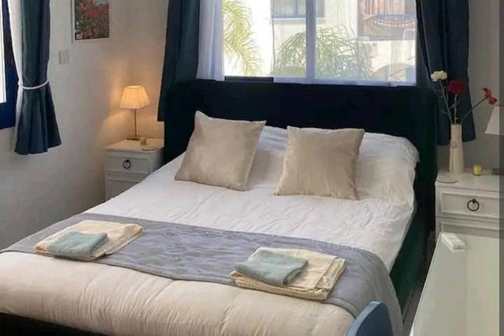 Gîte pour 4 personnes, avec balcon, adapté aux familles à Paphos (ville) - 3
