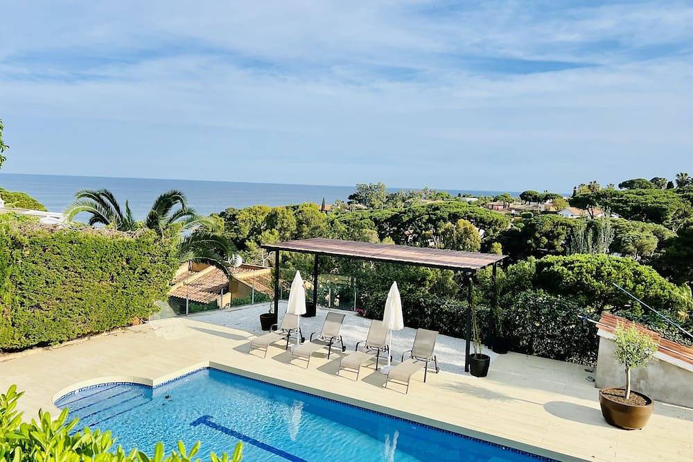 **Villa Karl** Sea views Cala Sant Francesc in Cala San Francisco, Blanes
