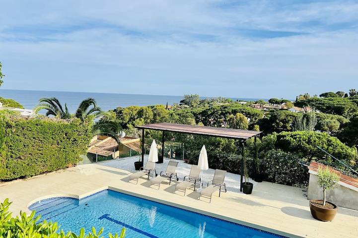 Holiday rental for 12 people, with terrace, with pets in Blanes