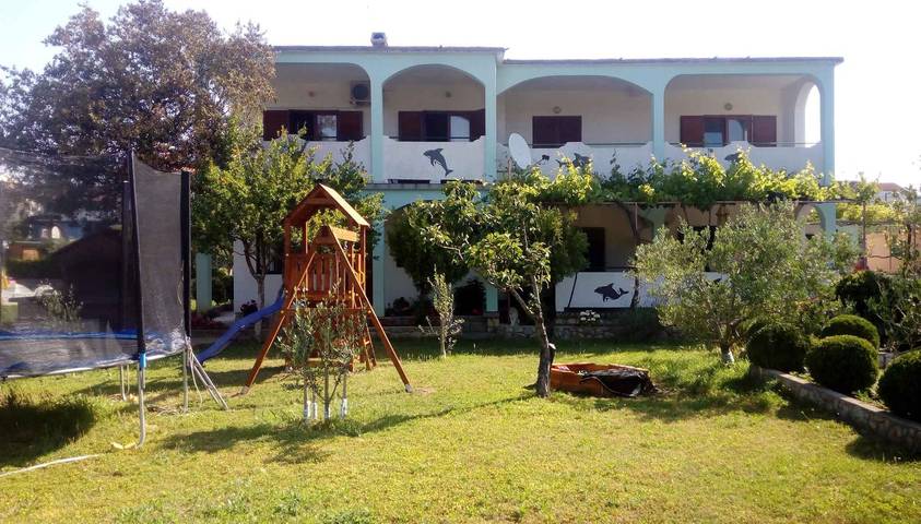 Apartament wakacyjny dla 4 osób, z ogród, zwierzęta dozwolone w Lopar