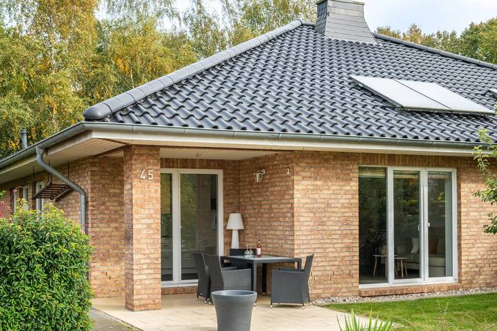 Vakantiehuis 'Groots in het Groen' met Privéterras, Privétuin en Wifi in Dummerstorf, Rostock en omgeving