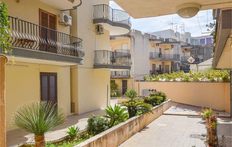 Gîte pour 5 personnes, avec terrasse à Ragusa - 2