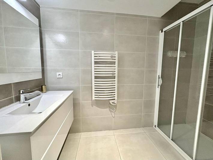 Gîte pour 4 personnes, avec balcon et vue dans Gare De Saint Raphael Valescure - 4