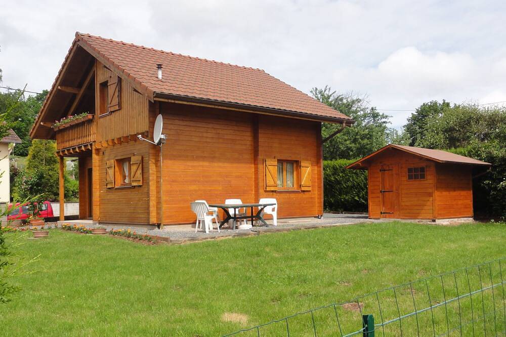 Chalet indépendant entiérement clos au pied de la forêt dans un hameau calme in Saint-Michel-sur-Meurthe, Saint-Dié-des-Vosges