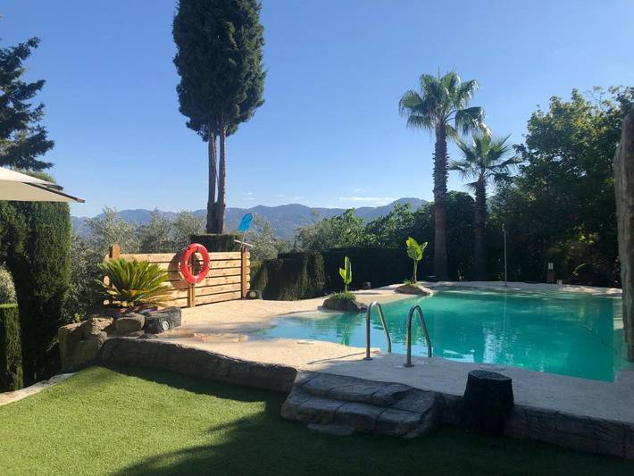 Casa rural para 6 personas, con jacuzzi además de jardín y piscina, Familias con niños en Sierra de Cazorla - 2