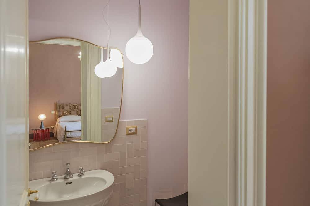 Ganze Wohnung, Angelica - Design apartment in historic building 5 min from Lecce in San Cesario di Lecce, Lecce Provinz