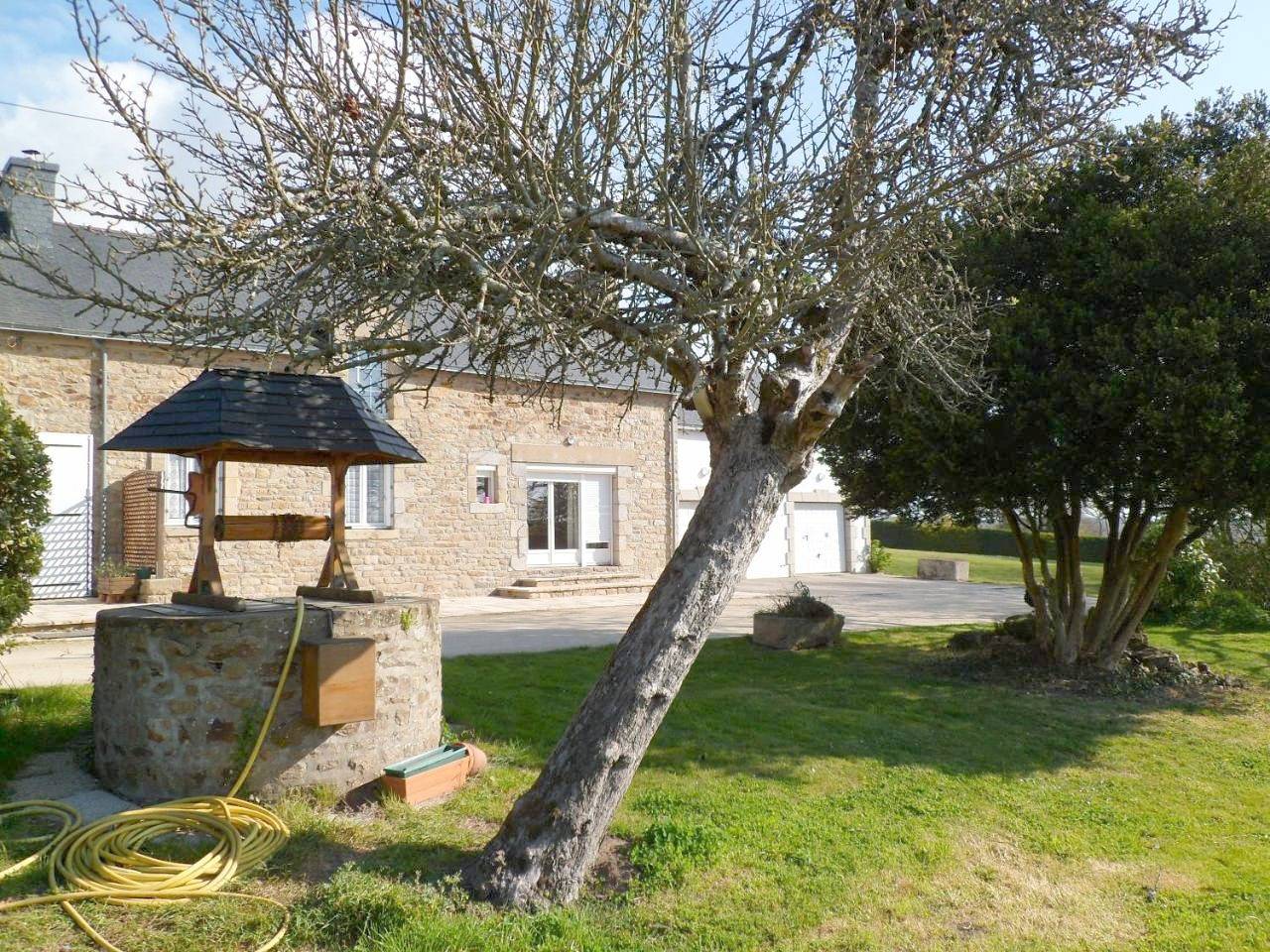 Farmhouse in an amazing private park in Vannes, Côte des Mégalithes