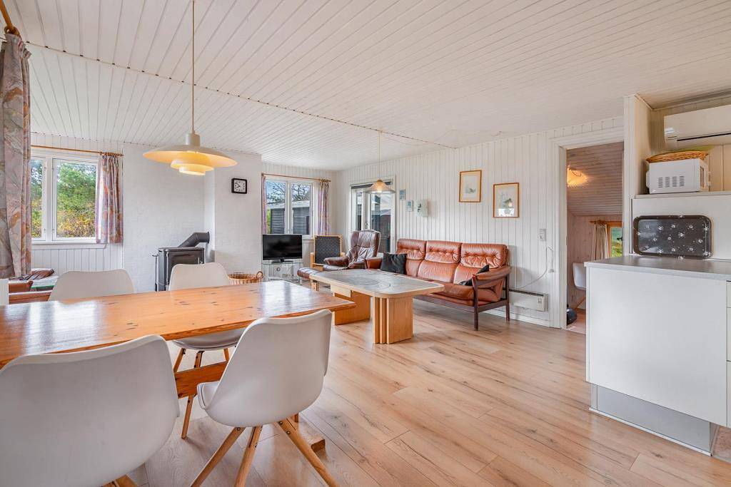 Gut geleggenes Ferienhaus auf einem Eckgrundstück in Henne, Varde