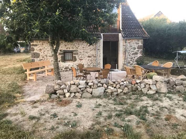 Charmante Gîte in der Nähe des Badesees in Lapeyrouse, Puy-de-Dôme