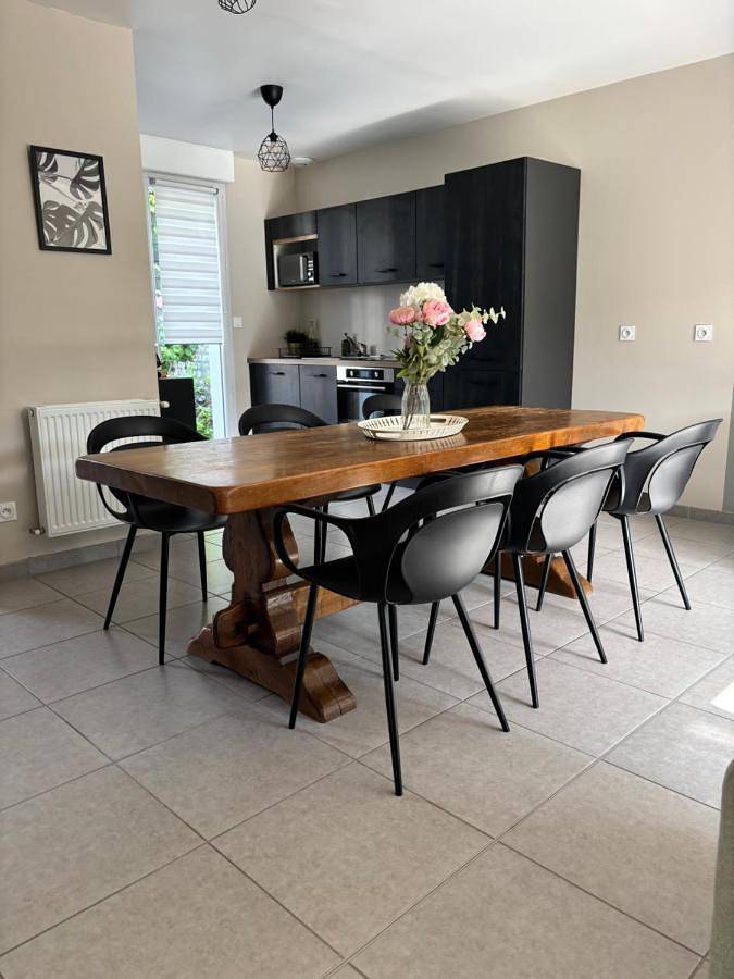 Maison cosy entre Paris Rouen et Deauville in Pont-de-l'Arche, Région de Les Andelys