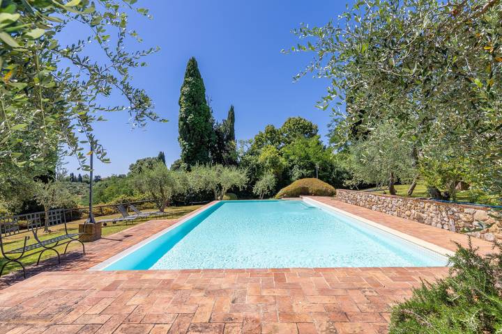 Appartamento intero, Appartamento 'Rosmarino' con Piscina e Giardino in Comune e Wi-Fi in Lajatico, Pisa e dintorni