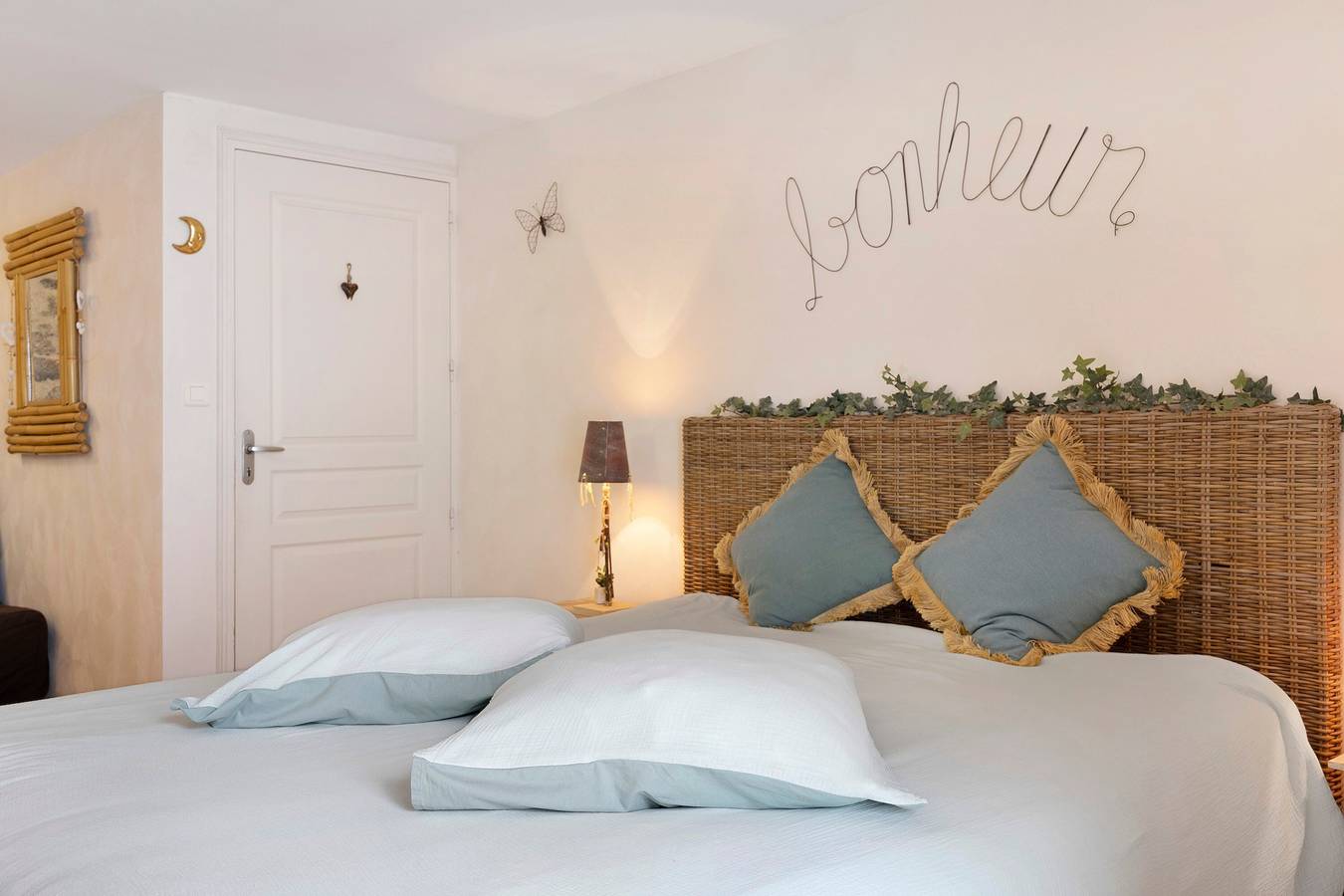 Chambre d’hôtes « Chambre Bonheur » avec jardin partagé et Wi-Fi in Saint-Malô-du-Bois, Vallée de la Loire