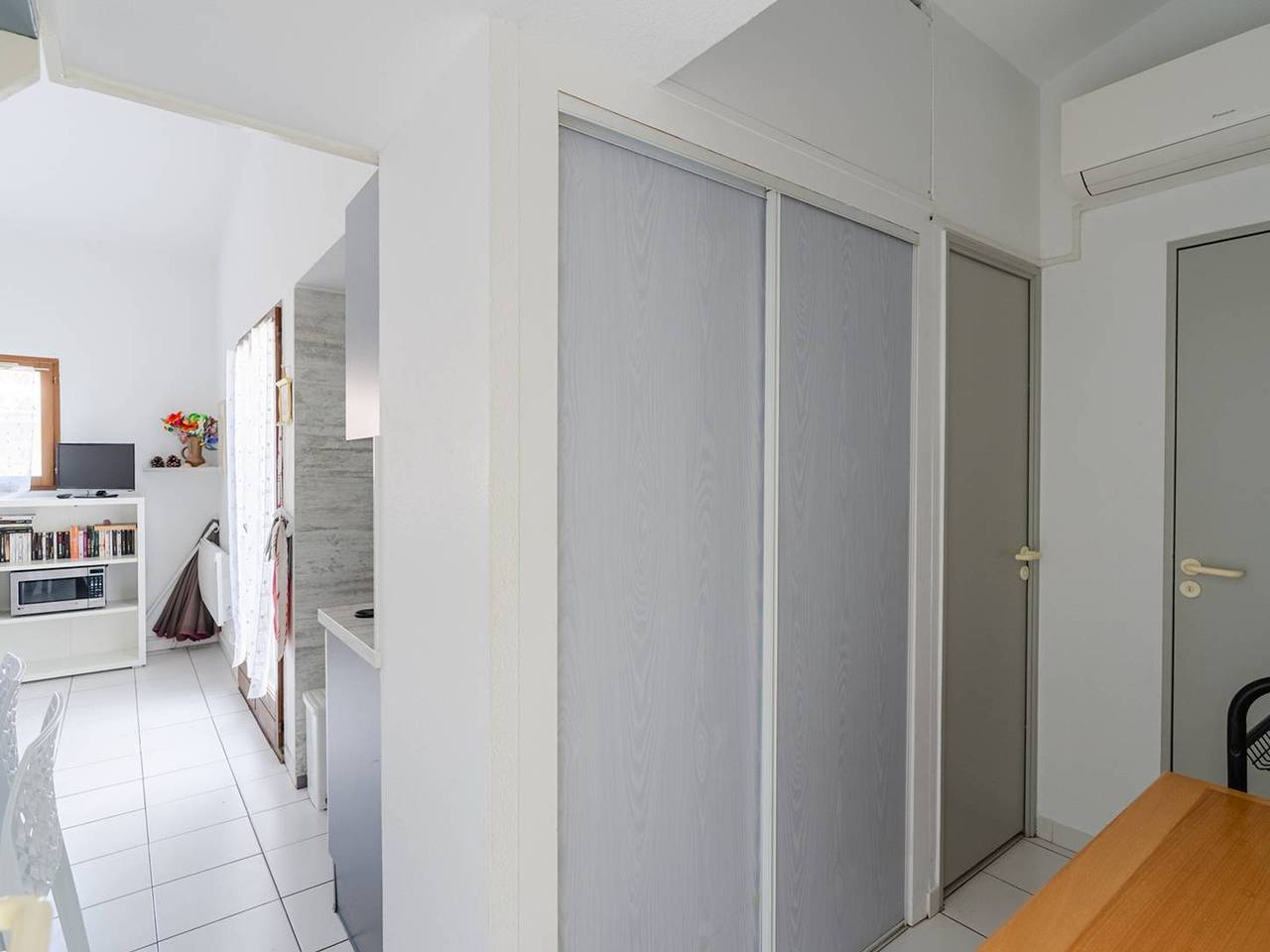 Geräumige Villa in Gruissan, nahe Strand, 2 Schlafzimmer, Terrasse, Garage, ideal für Familien in Gruissan (Ville), Gruissan