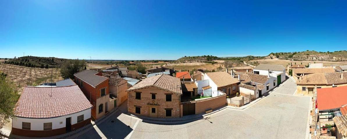 Casa de vacaciones para 16 personas, con Balcón y Terraza además de Piscina y Vistas en Provincia de Cuenca