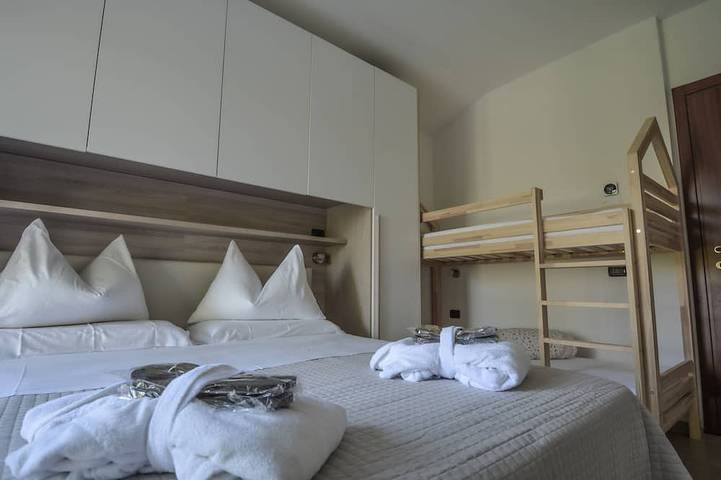 Ferienhaus für 6 Personen, mit Garten und Pool sowie Terrasse in Bardolino - 3