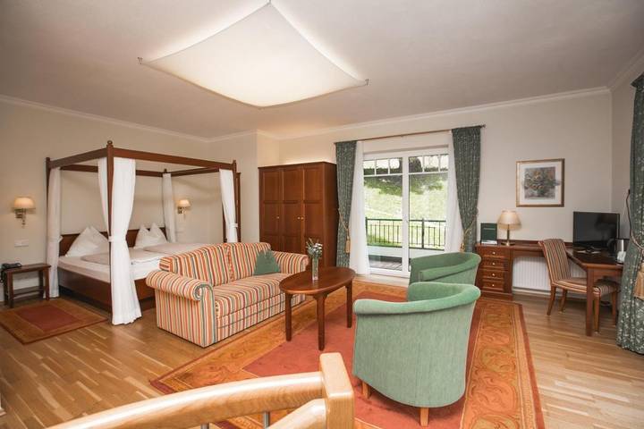Hotel für 2 Personen, mit Balkon und Terrasse sowie Garten in St. Gilgen - 3