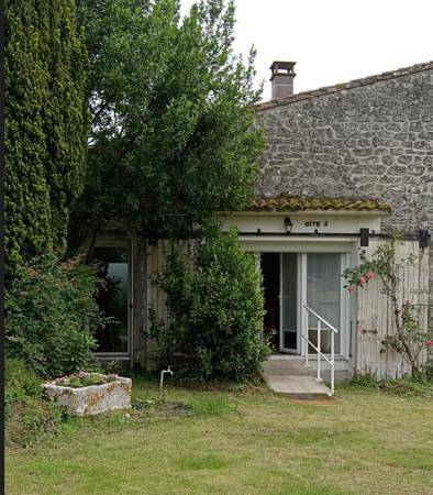 Location de vacances pour 6 personnes, avec Jardin et Vue à La Clisse