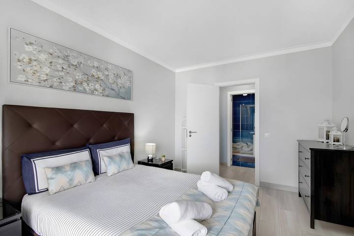 Gîte pour 6 personnes, avec balcon, animaux acceptés à Praia da Rocha - 4