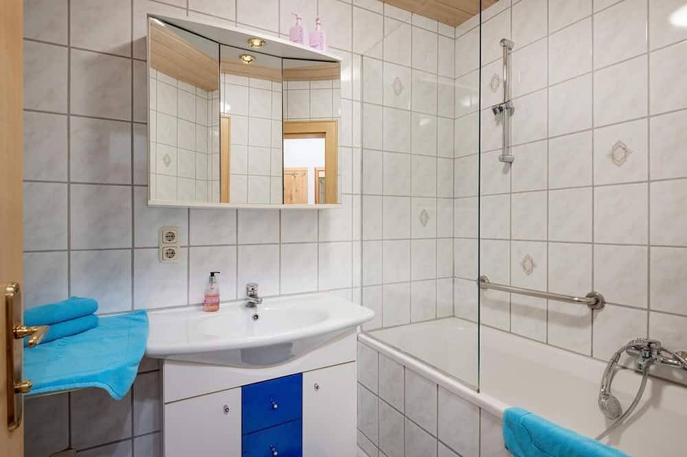 Biobauernhof Entinghof - Appartement Tenne 1 Schlafraum und Wohnschlafraum in Söll, Kaisergebirge