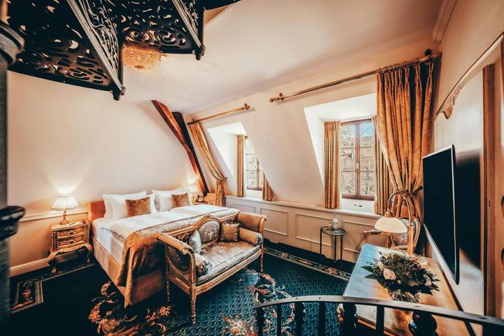 Hotel für 2 Personen, mit Pool und Garten sowie Sauna, mit Haustier in Lieser - 4