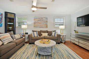 Vacation House for 8 Guests in Mississippi Gulf Coast, Mississippi, Picture 1