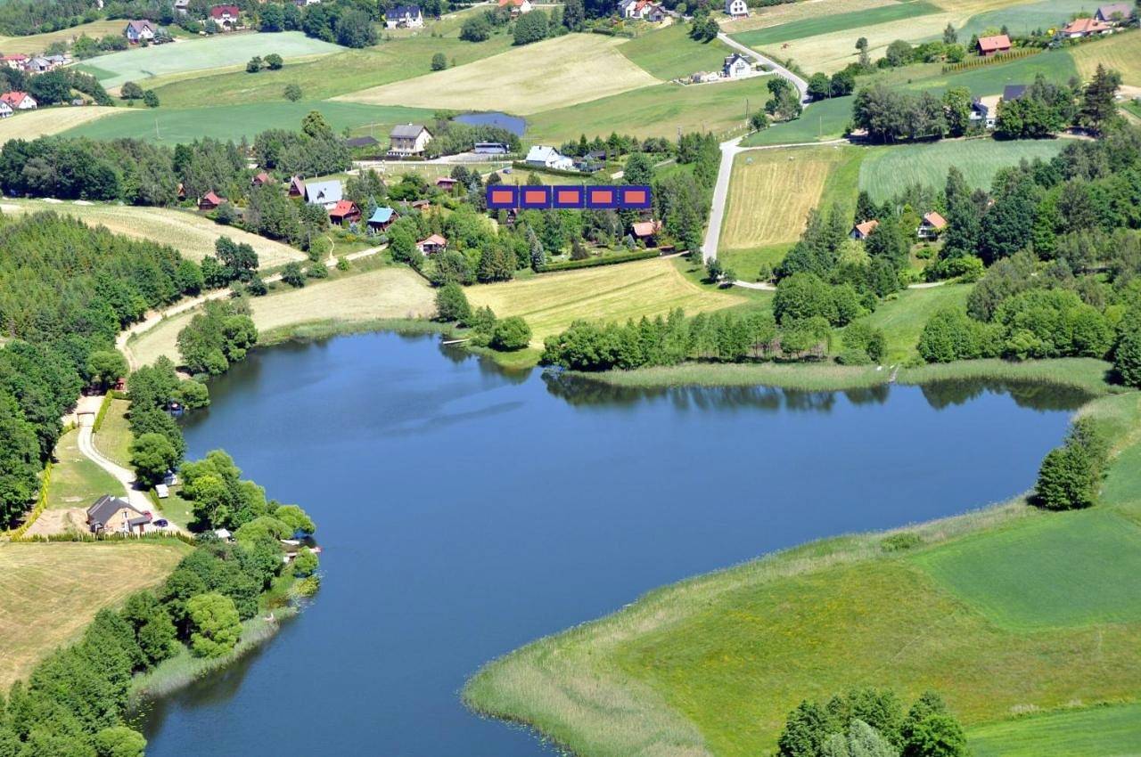Dom z widokiem na jezioro i domek nad jeziorem in Powiat kartuski