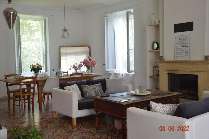Location de vacances pour 4 personnes, avec vue ainsi que jardin et piscine à Molières-sur-Cèze - 4