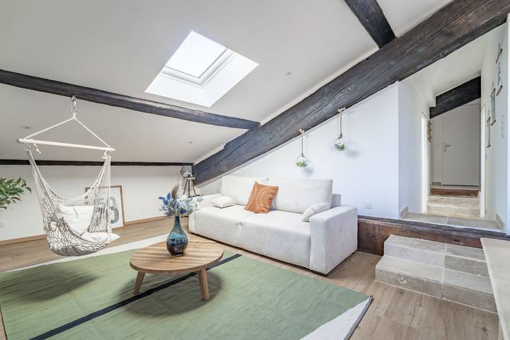 Gîte pour 4 personnes, avec vue sur le lac à Ginestas