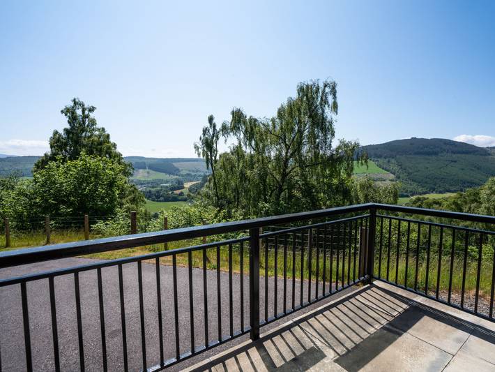 Achmony Secluded Westend in Highlands