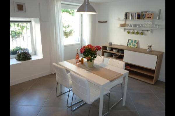 Location de vacances pour 3 personnes, avec Balcon ainsi que Terrasse et Vue à Saint-Pierre-des-Champs