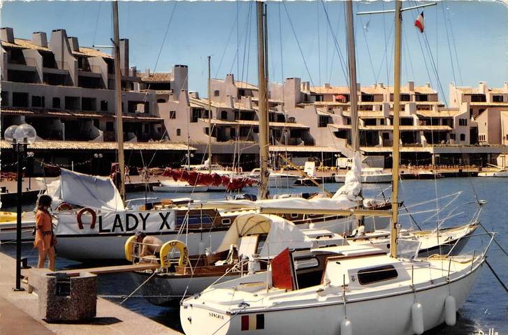 Ferienwohnung für 6 Personen, mit Terrasse und Ausblick in Cogolin - 2