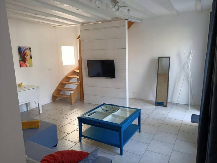 Gîte pour 5 personnes, avec jardin ainsi que vue et terrasse, animaux acceptés à Saint-Jean-Saint-Germain - 2