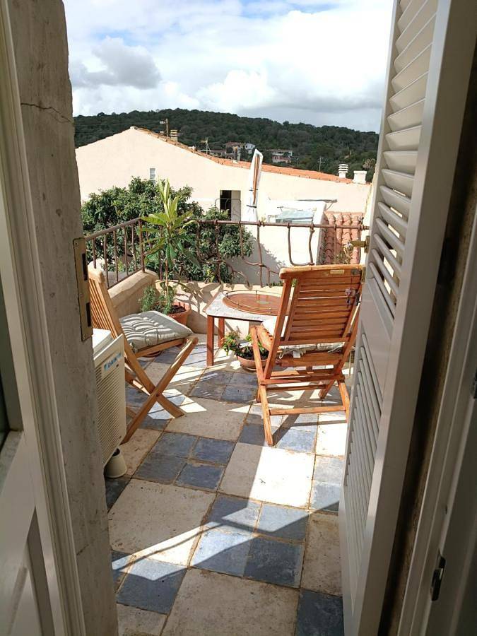 Ferienhaus für 2 Personen, mit Terrasse und Ausblick in San Pantaleo - 4