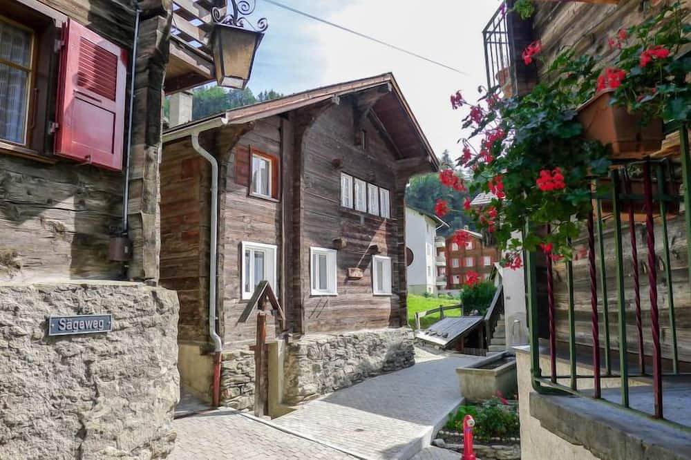 Ganze Wohnung, Marilyn in Visperterminen, Walliser Alpen