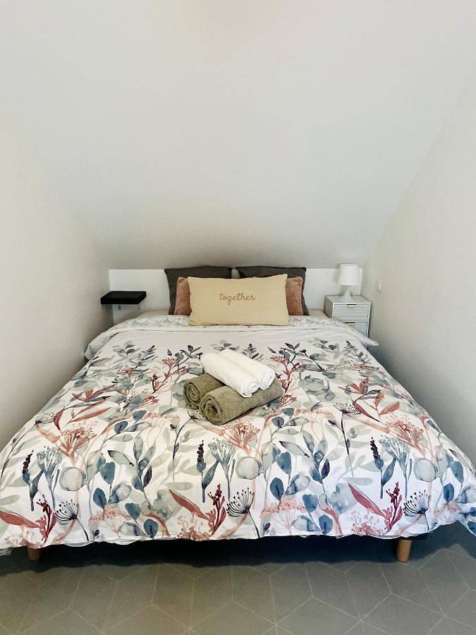 Appartement entier, Two-Bedroom Apartment in Monnaie, Région de Tours