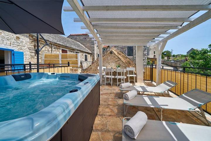 Ferienhaus mit privatem Whirlpool in Šolta (Split-Dalmatien), Solta