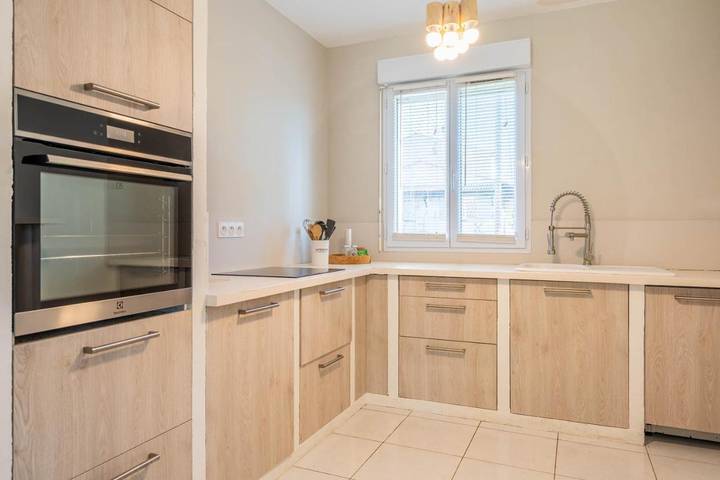 Location de vacances pour 6 personnes, avec terrasse à La Bruguière - 4