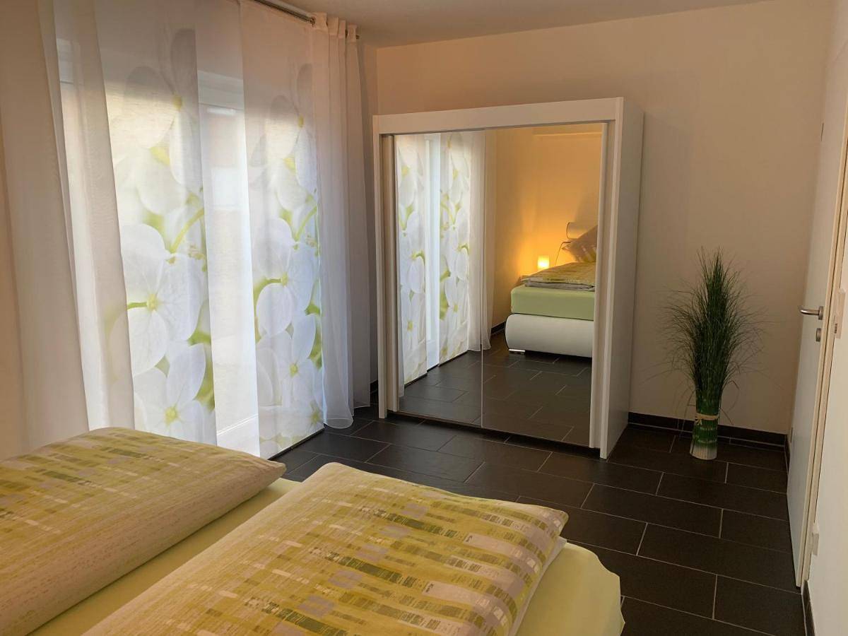 Ganze Wohnung, Apartment - Ground Floor in Henstedt-Ulzburg, Kreis Segeberg