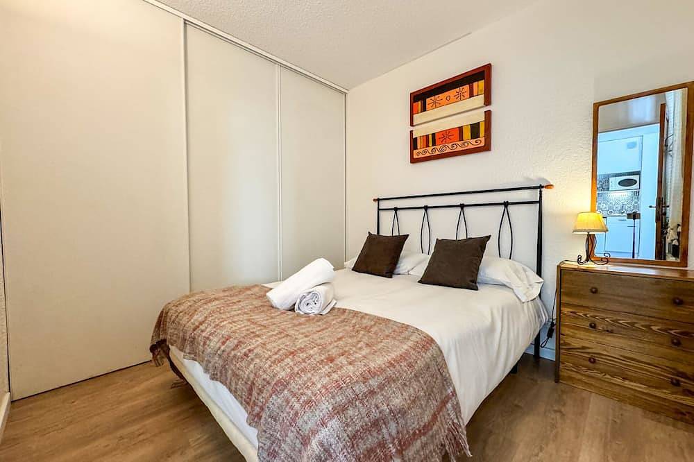 Entire apartment, The Montana Park racó in Enveitg, Prades region