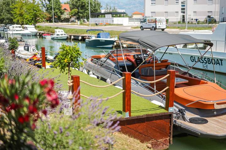 Villa pour 8 personnes, avec jardin et terrasse ainsi que jacuzzi et piscine à Nin - 3