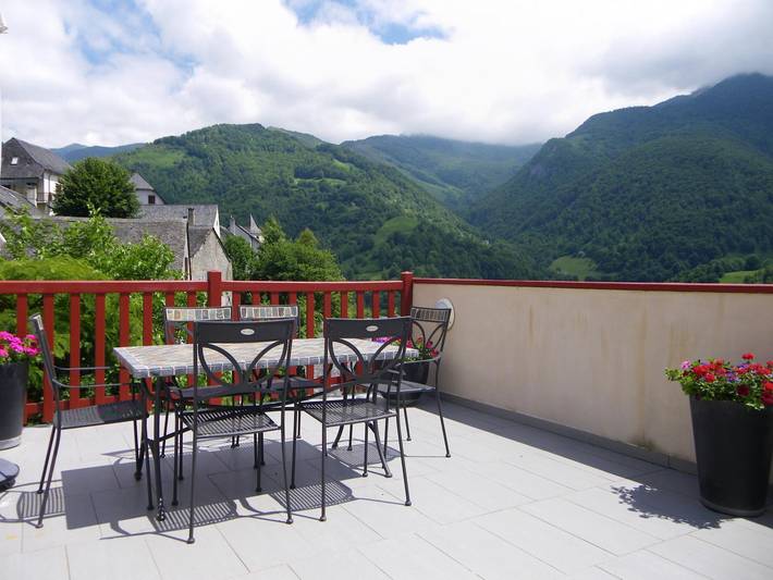 Gîte pour 6 personnes, avec jardin dans vallée d'Aspe - 2