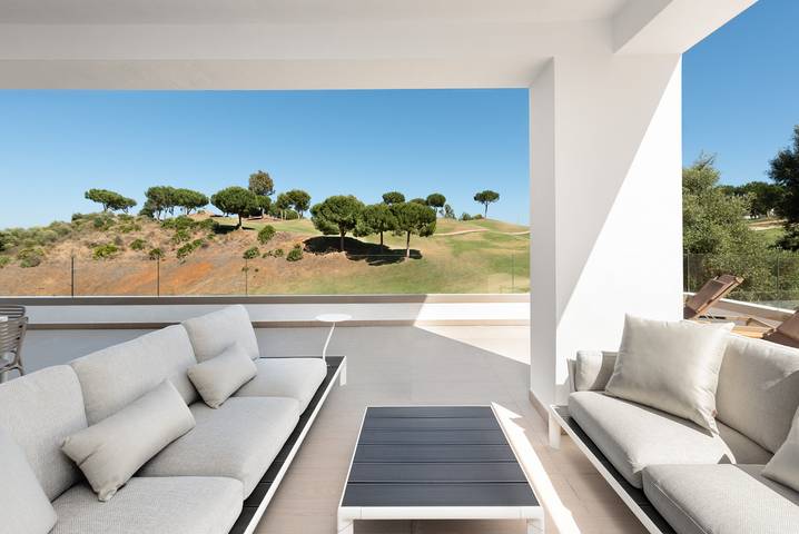 Location de vacances pour 6 personnes, avec Balcon et Terrasse ainsi que Jardin et Piscine dans La Cala Golf